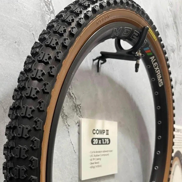 Tioga Comp III Oldschool BMX Reifen 20" Authentic Series Tyre Skinwall/Black