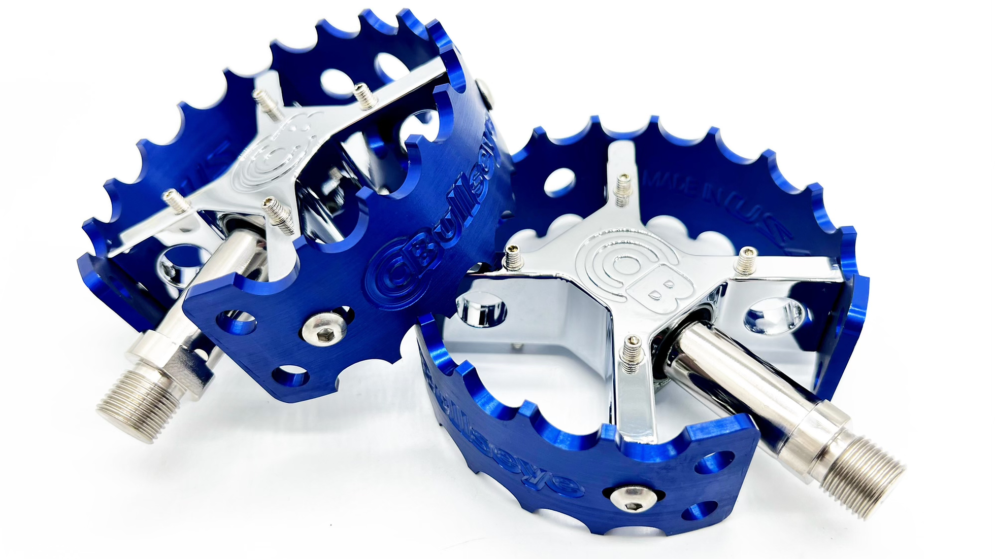 BULLSEYE PRO X ROUND PEDALS in verschied. Farben